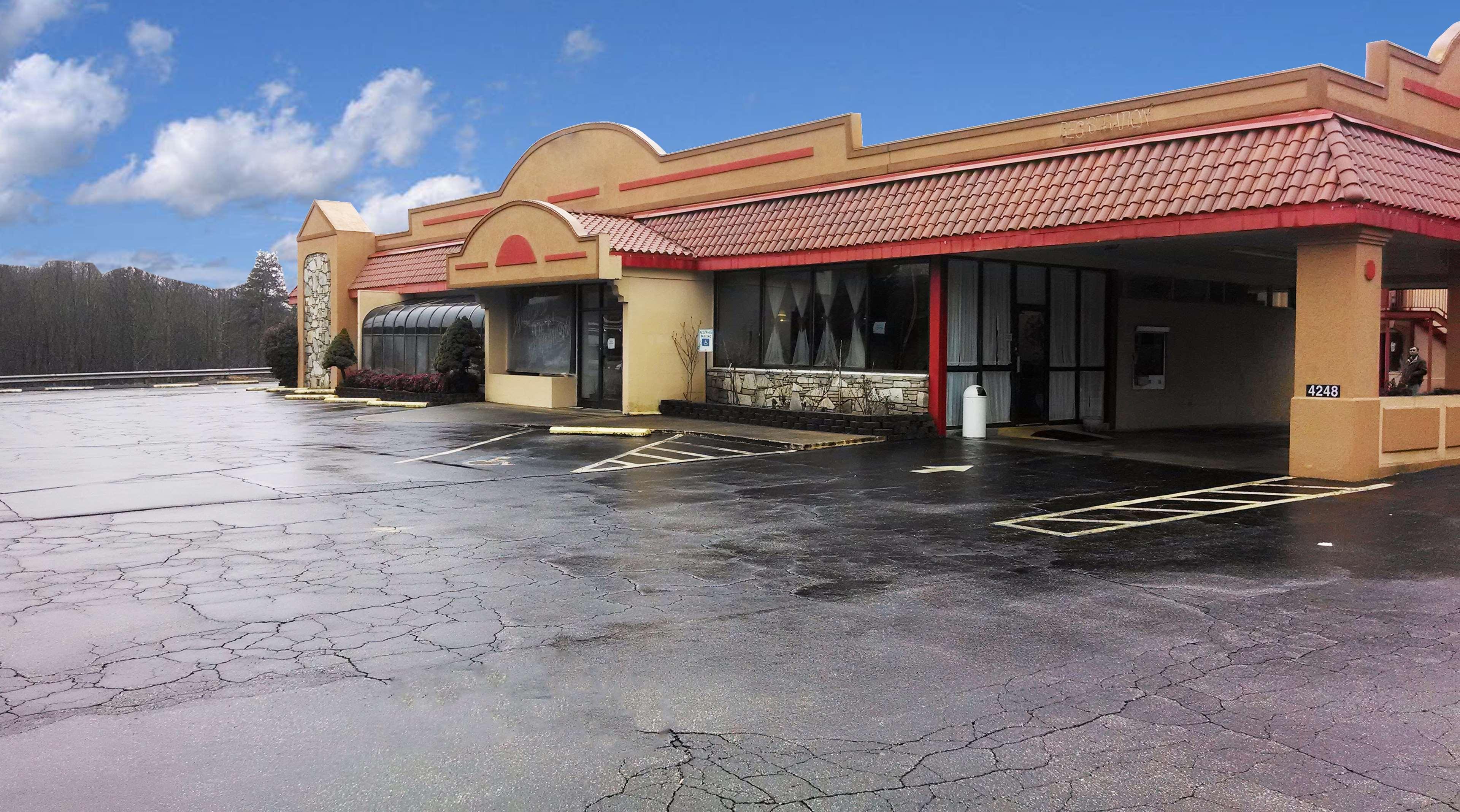 Americas Best Value Inn Marion Nc Exterior foto